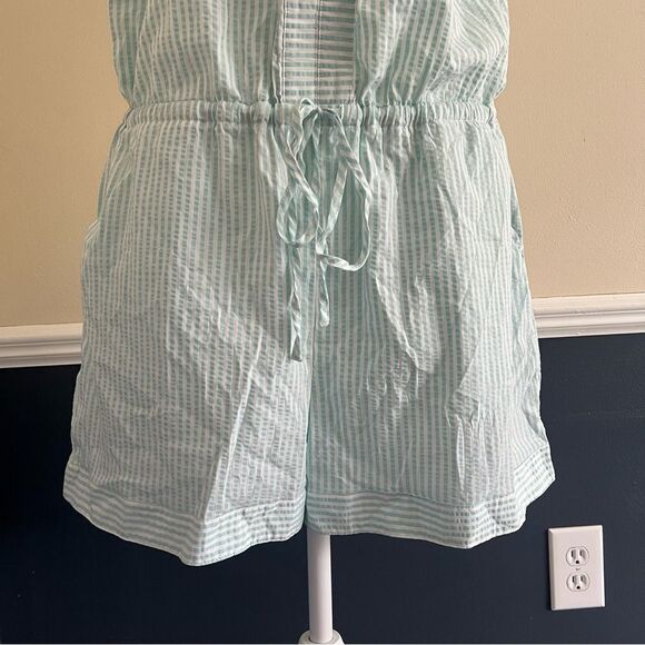 Vineyard Vines Seersucker Striped Romper in Aqua Size Large Short Sleeve - Picture 3 of 11